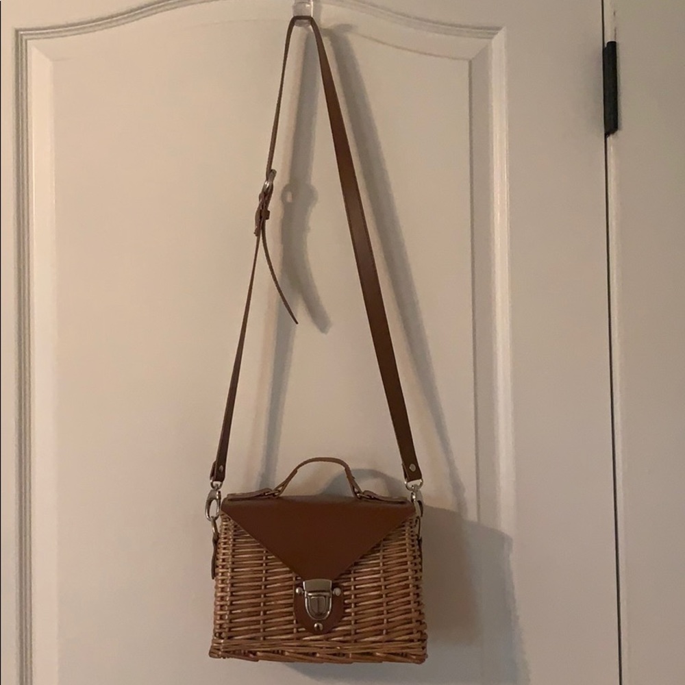 Wicker crossbody purse